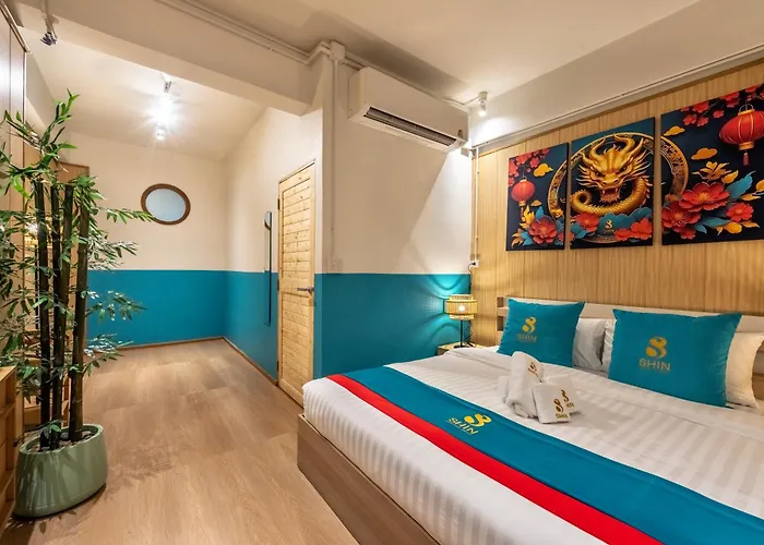 Shin Chinatown Hotel 3*