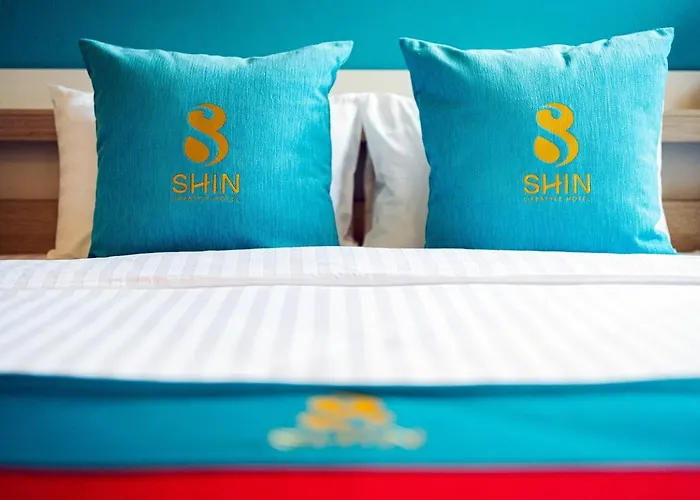 Shin Chinatown Hotel 3*
