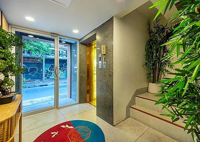 Shin Chinatown Hotel